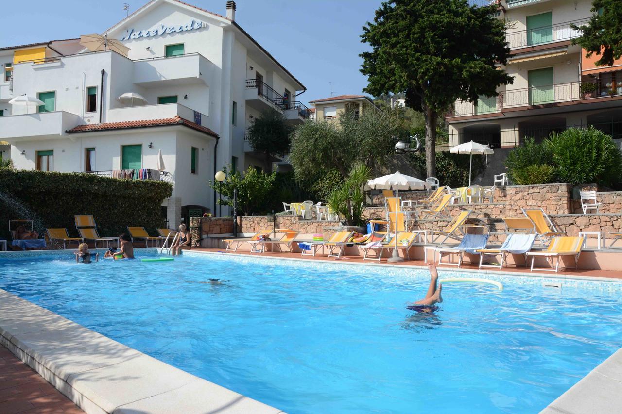 Residence Mare Verde Pietra Ligure Extérieur photo